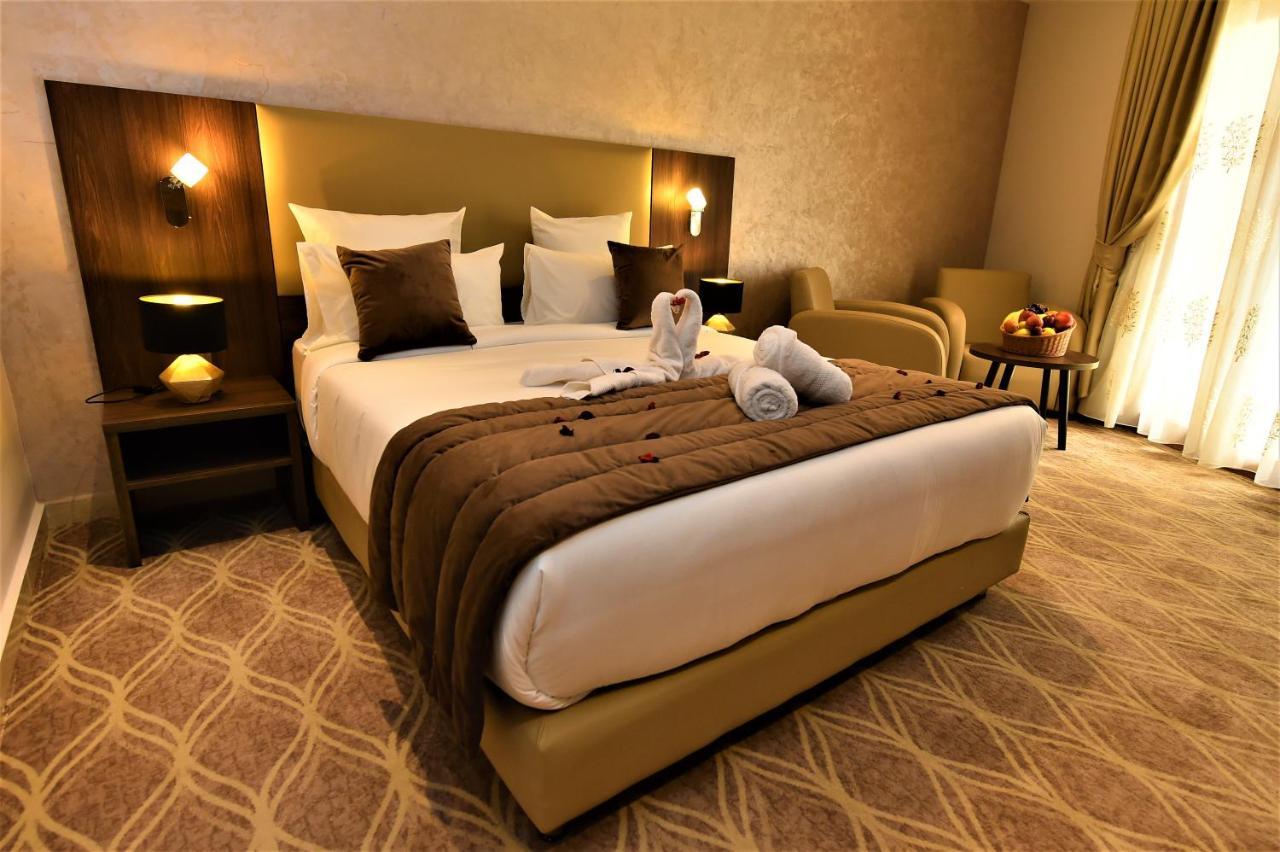 Mf Hotel Oran Bir El Djir Dış mekan fotoğraf