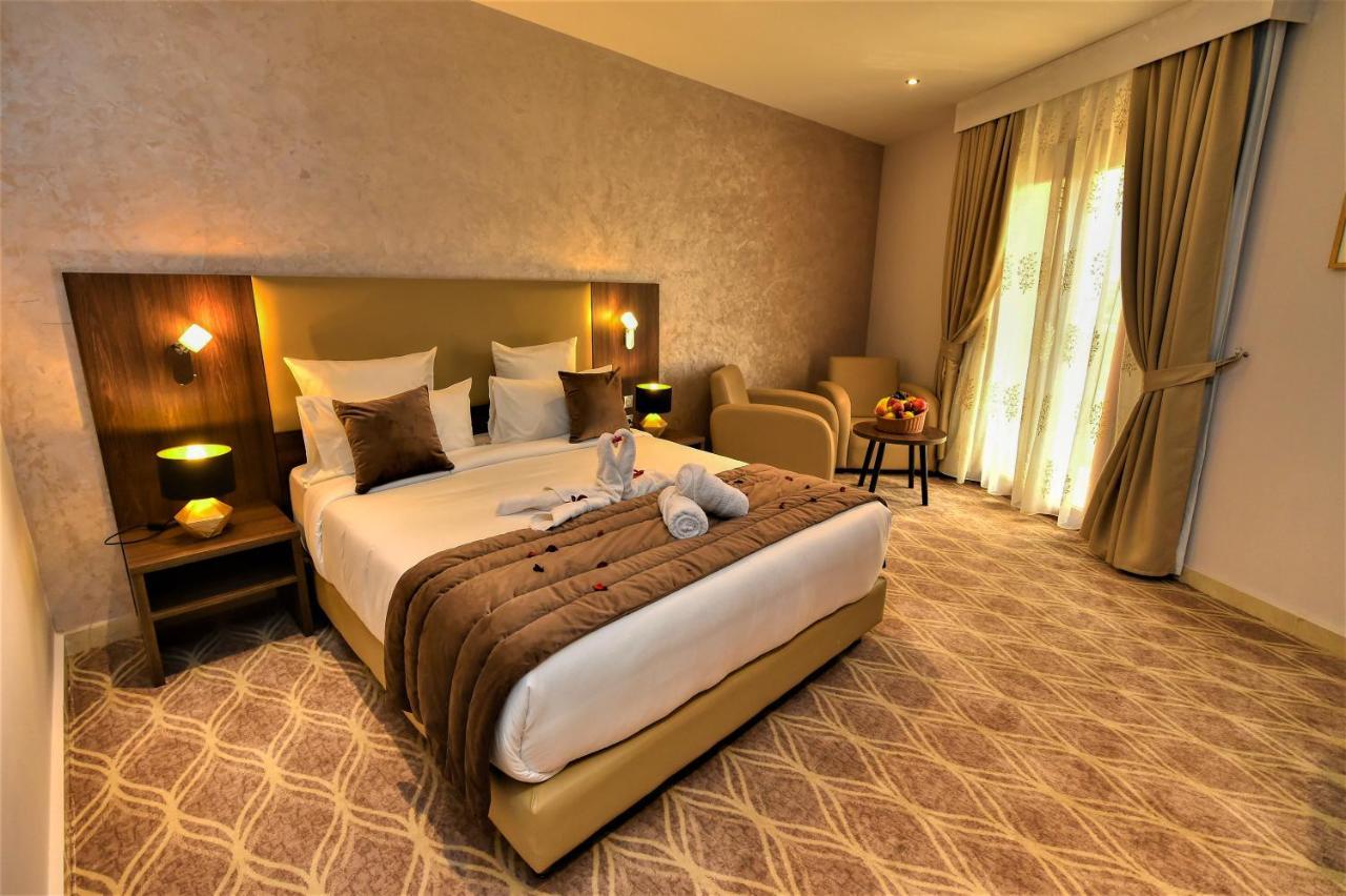 Mf Hotel Oran Bir El Djir Dış mekan fotoğraf