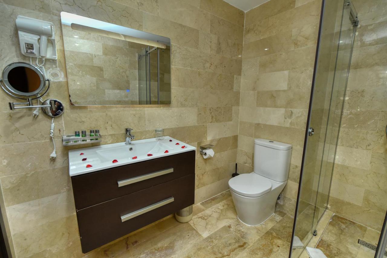 Mf Hotel Oran Bir El Djir Dış mekan fotoğraf