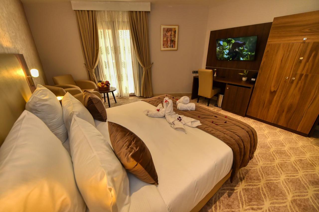 Mf Hotel Oran Bir El Djir Dış mekan fotoğraf