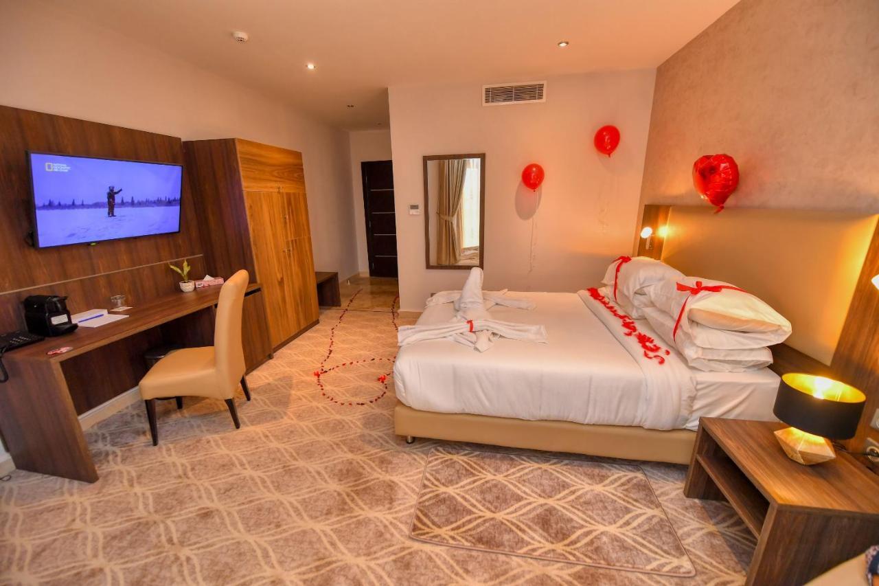 Mf Hotel Oran Bir El Djir Dış mekan fotoğraf